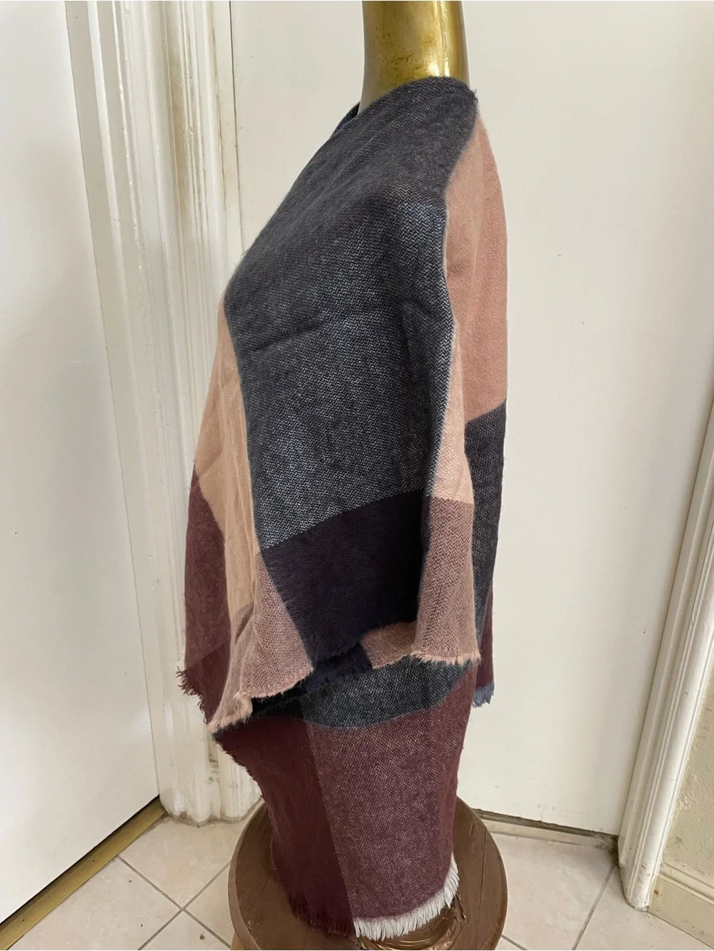 Universal Thread Colorblock Throw in Blush, Mauve & Charcoal